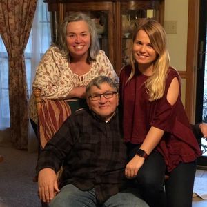 Meet your Posher, Kim